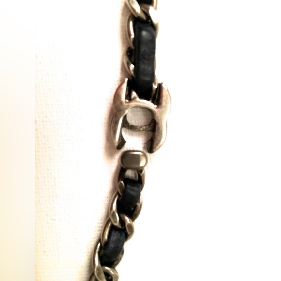 Chanel Leather and Chain Necklace with CC Logo - Picture 2 of 6